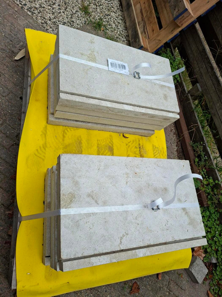 Randsteen met rechte neus geborsteld 15 stuks (merk Ceragres) - Randsteen