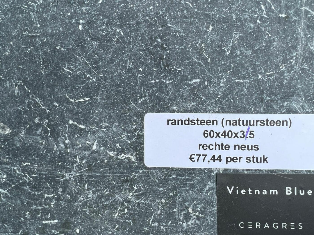 Randsteen Vietnam Blue natuursteen rechte neus prijs per stuk - Randsteen